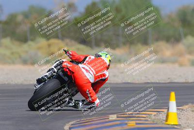 media/Sep-25-2023-Moto Forza (Mon) [[81ffa65e0a]]/B-C Group/Session 4 (Turn 2 Backside)/